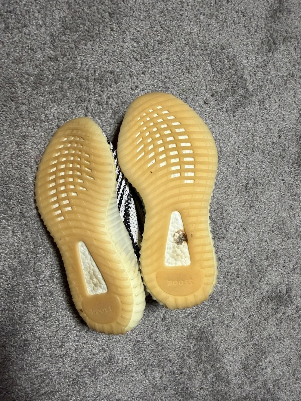 Yeezy Boost size US 4